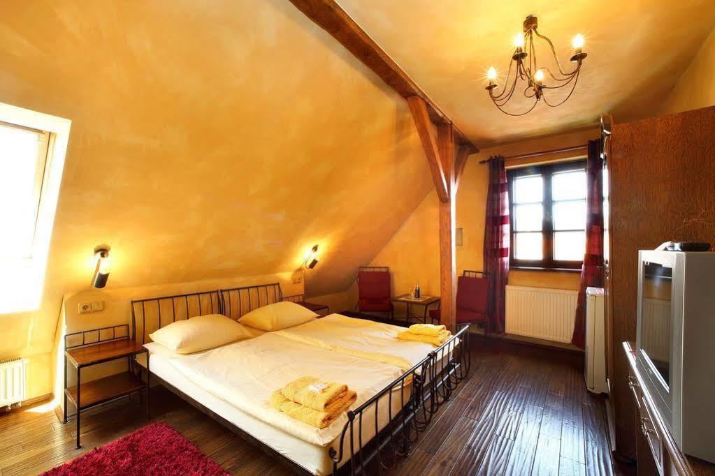 Český Krumlov Arcadie Hotel & Apartments מראה חיצוני תמונה