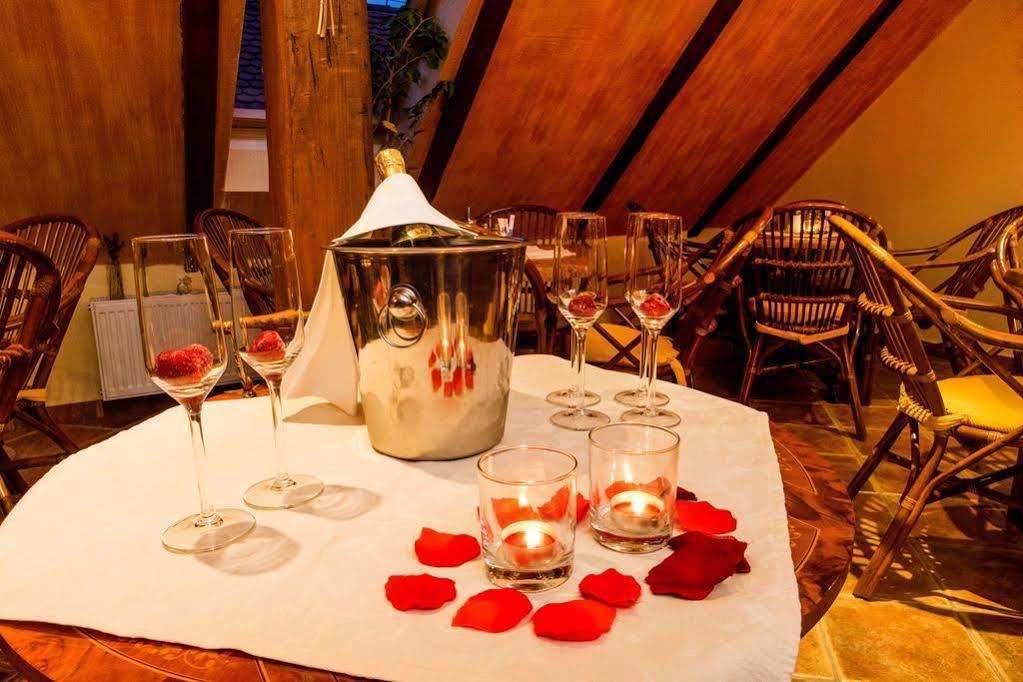 Český Krumlov Arcadie Hotel & Apartments מראה חיצוני תמונה